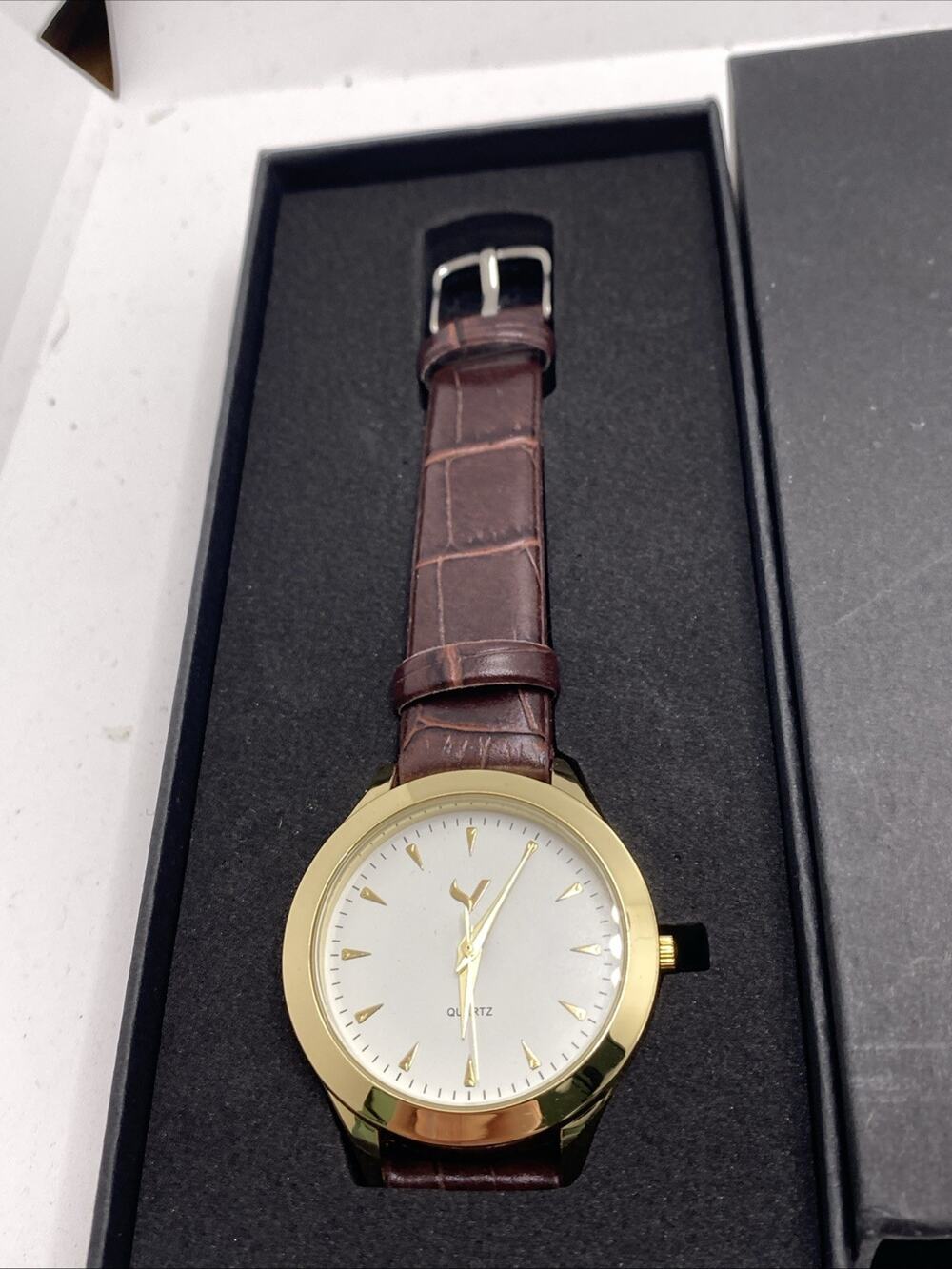 Womens Gold Tone Watch In Box Works New Battery